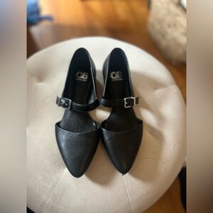 Gianni Bini black Mary Jane pointed toe flat. Worn twice. Good used condition.